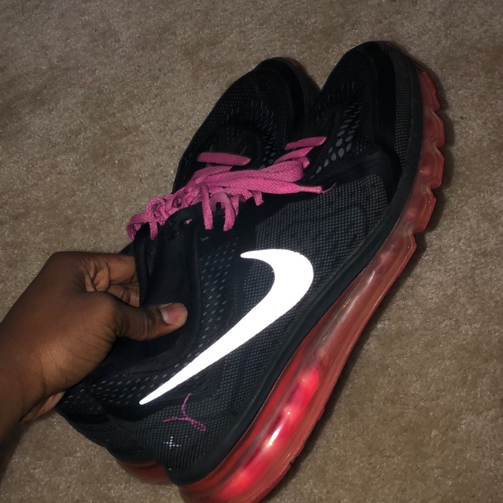 Nike shoes